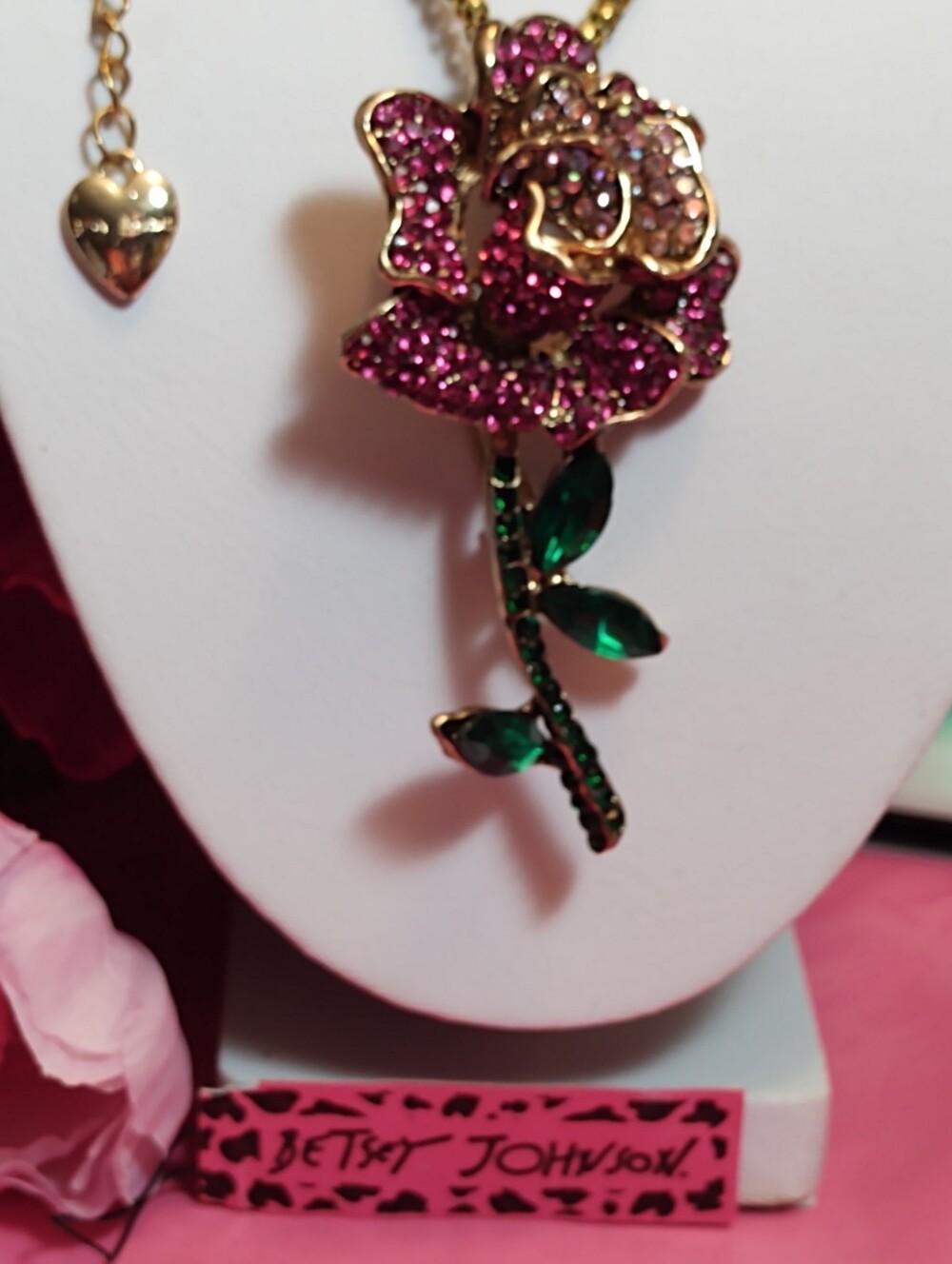 CONVERTIBLE- Betsey Johnson BROOCH/NECKLACE Pink Crystal Rose Necklace - Picture 2 of 4